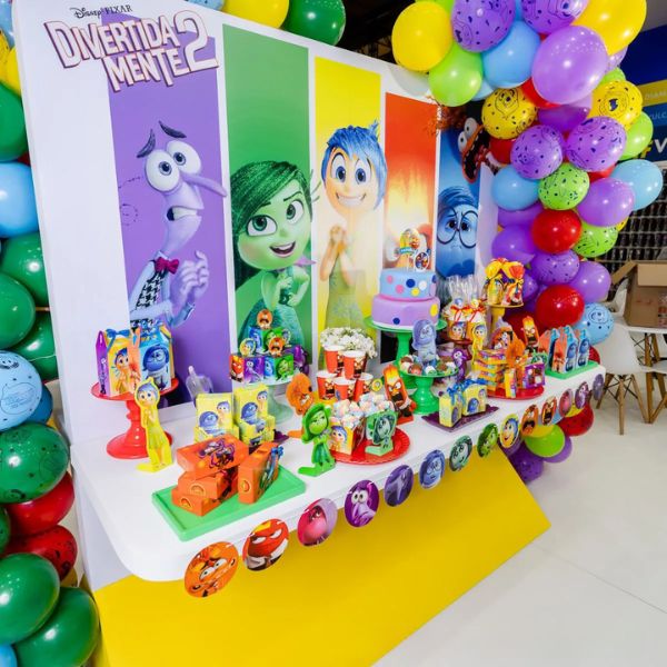 Festcolor caixa surpresa Divertidamente com 8 unidades